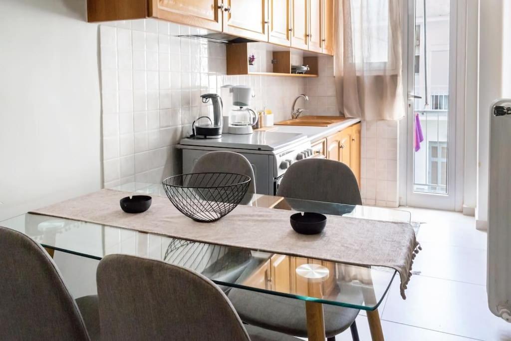 Cozy Airbnb Room In Athens Exterior photo